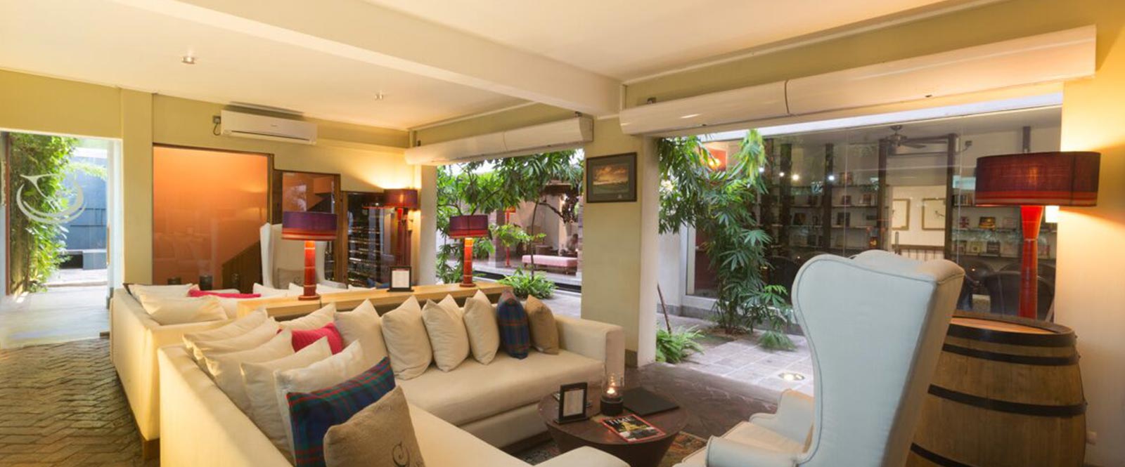 Lobby Area of a Luxury Hotel in Colombo