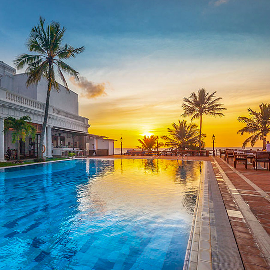 Swimming Pool of Hotel in Mount Lavinia