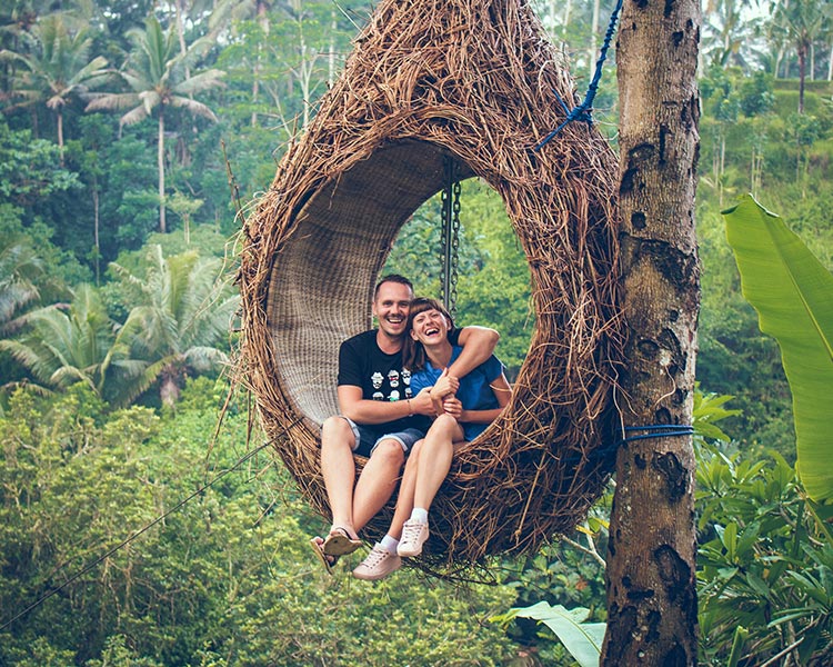 Couple Enjoying Honeymoon in Sri Lanka