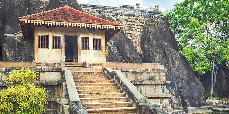 Isurumuniya Ancient Temple in Anuradhapura